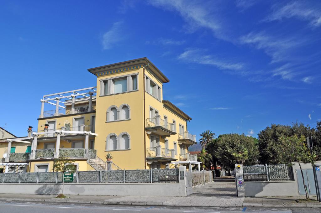 Holiday Apartments Fiumetto Marina di Pietrasanta Habitación foto